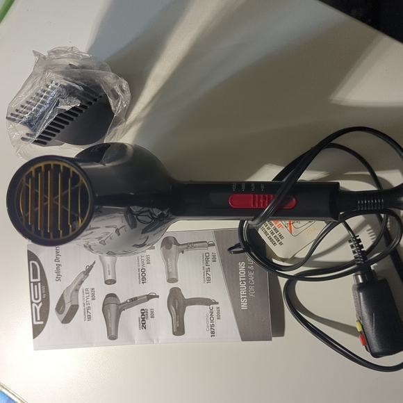 Ceramic Ionic Blowdryer - Picture 4 of 5